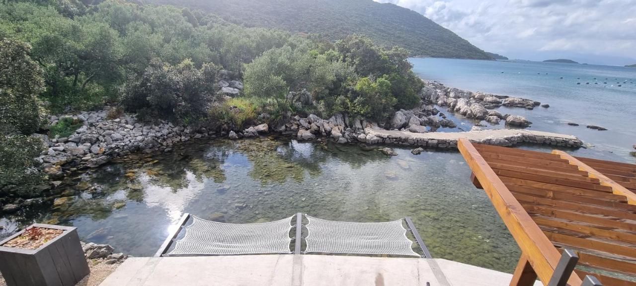 Private Villa By The Sea Zuljana Ngoại thất bức ảnh